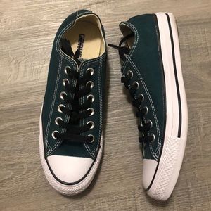 Converse sneakers us 6.5